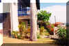 outside side view.jpg (60025 bytes)